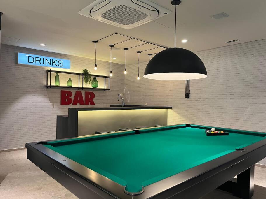 Lindo Com Piscina Apartamento
